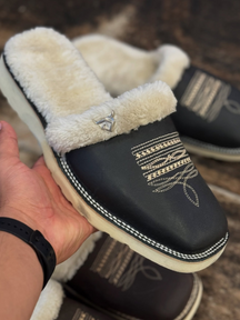 Simple and Comfortable Flat Slippers