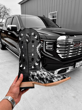 Black and White Pad-dyed Embroidered Western Boots