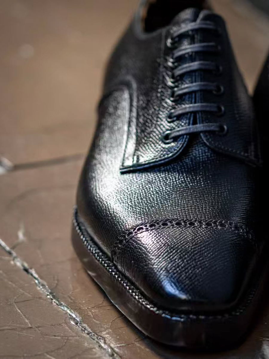 Elegant Classic Leather Shoes