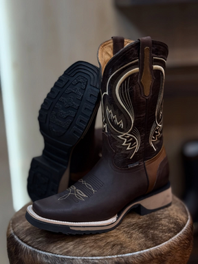 Retro Embroidered Western Boots