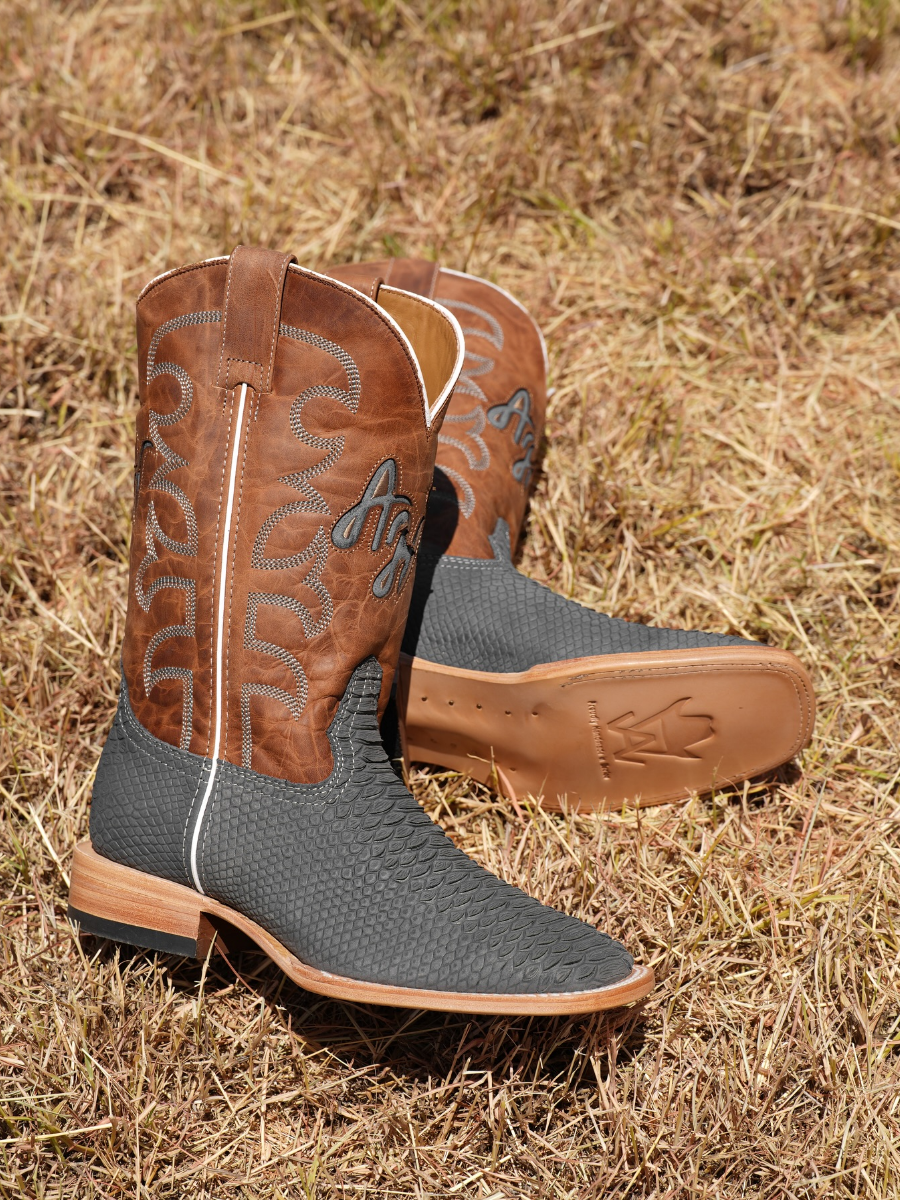 Vintage Embroidered Leather Boots Crocodile Pattern Thick Heel Boots
