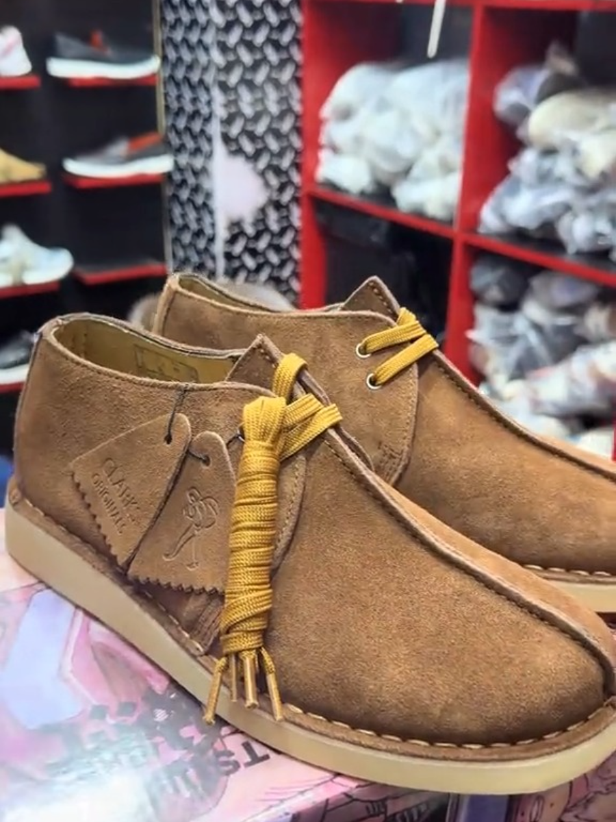 Clarks Originals Men's Desert Trek Oak Hairy Suede shoes.