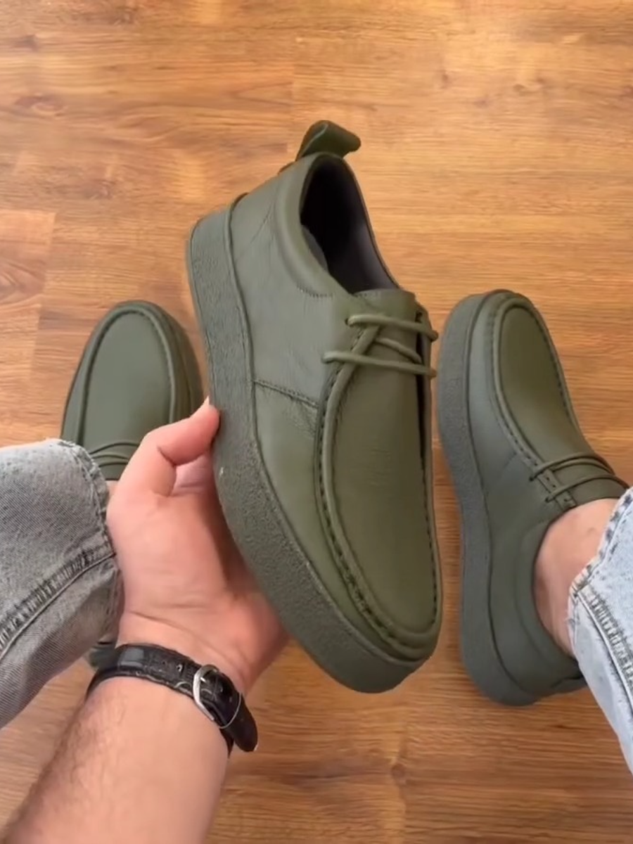 Fashionable Casual Shoes