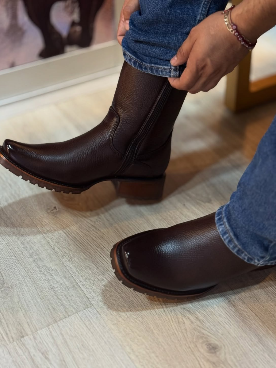Retro Versatile and Comfortable Western Boots