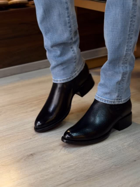 Pointed Vintage Leather Boots
