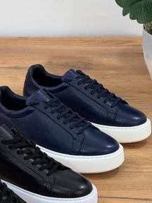 Fashionable and Versatile Sports Casual Shoes