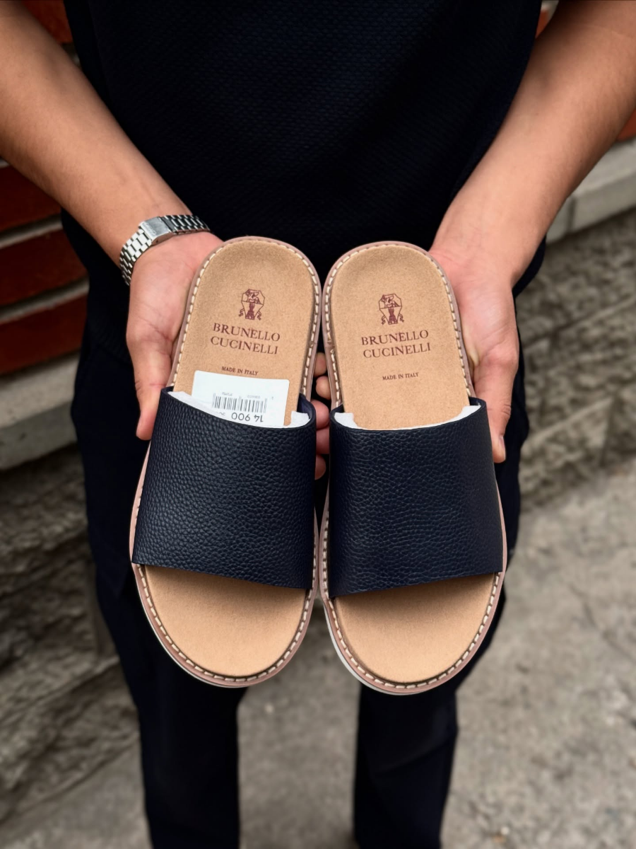 Simple Solid Color Slippers