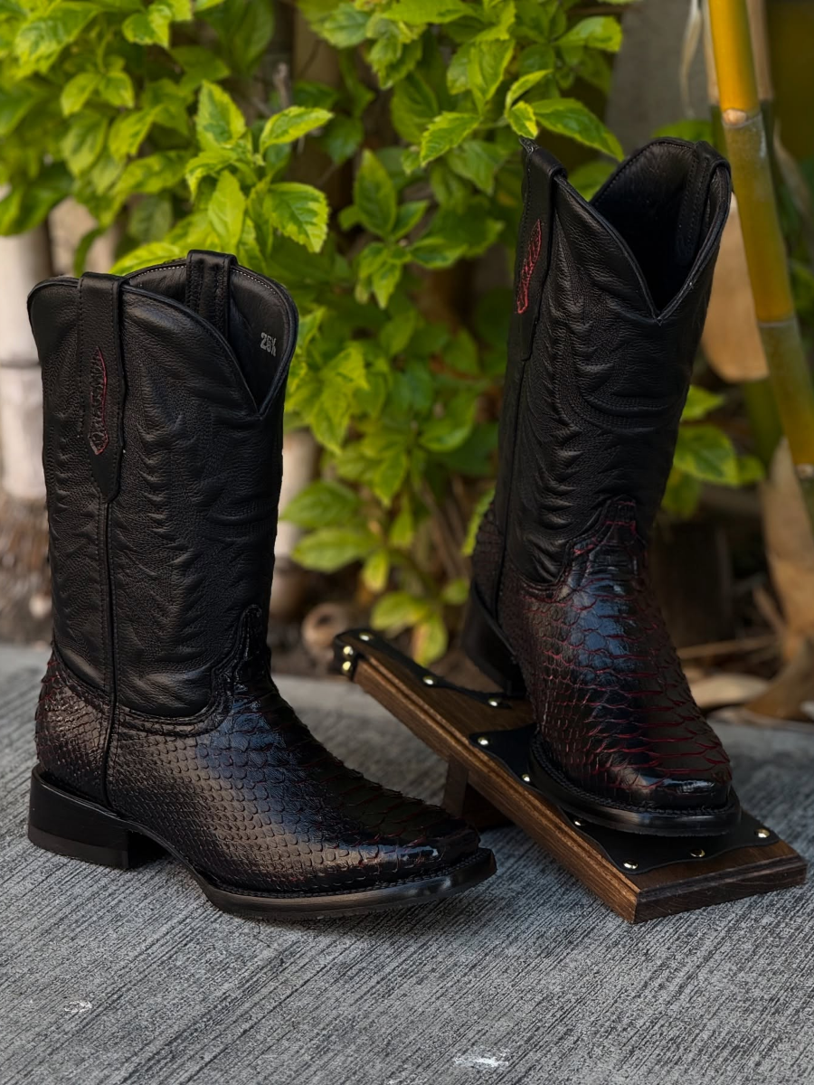 Fashionable Casual Leather Boots