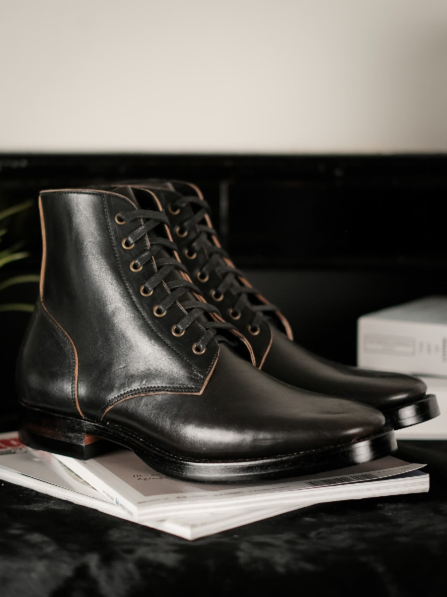 Retro High Top Martin Boots