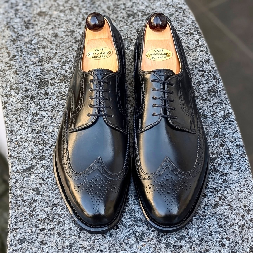 Multicolor Carved Handmade Leather Shoes