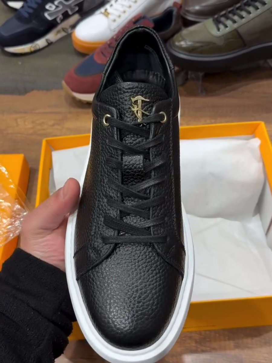 Cowhide Casual Sneakers