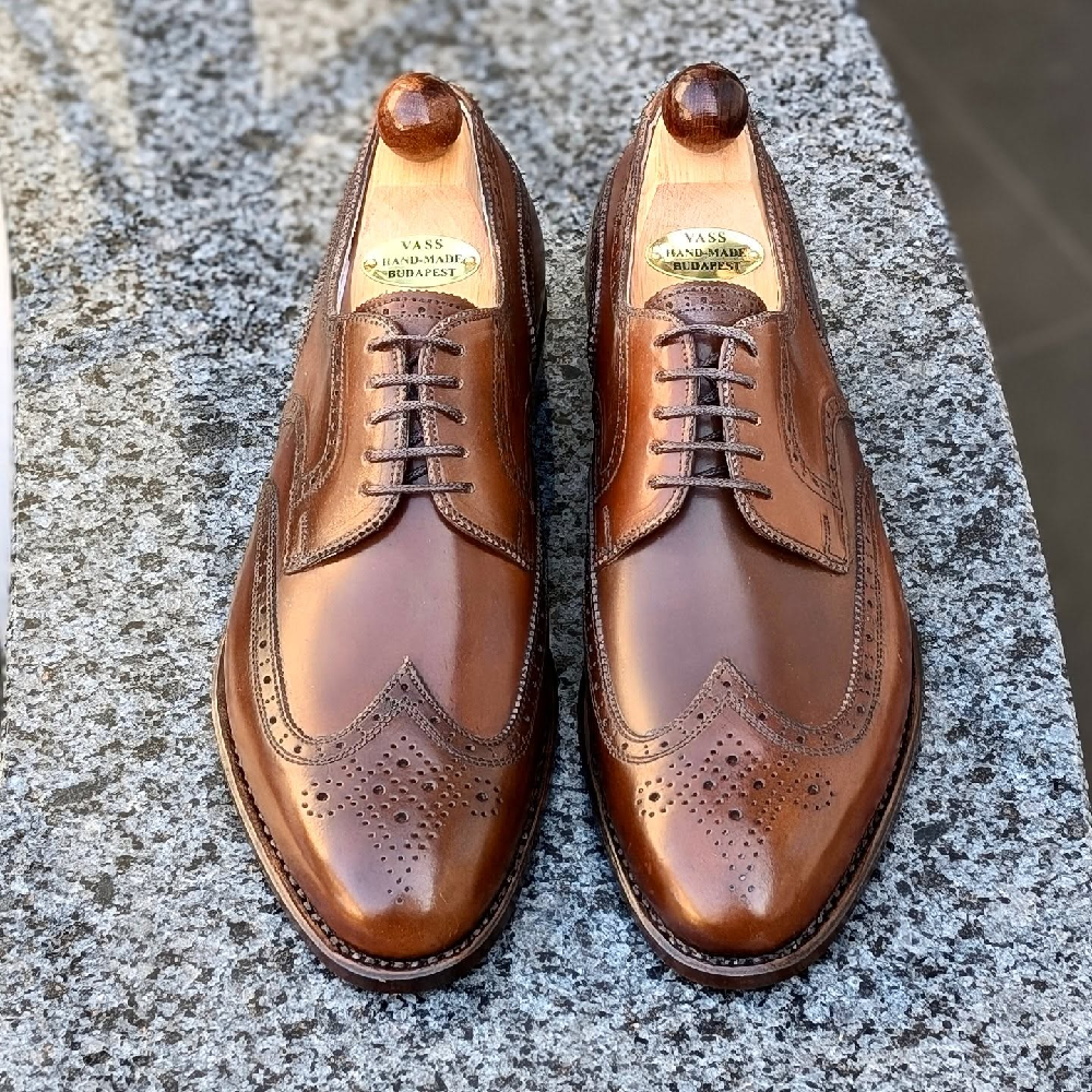 Multicolor Carved Handmade Leather Shoes