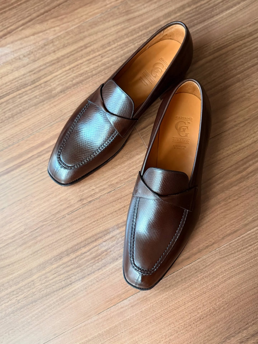 Casual Pointed Slip-on Leather Shoes