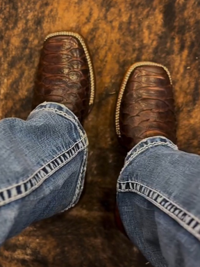 Vintage Men's Oversized Crocodile Chelsea Boots