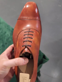 Fashionable and Simple Solid Color Lace-up Leather Shoes