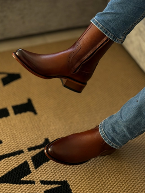 Versatile Knight Boots