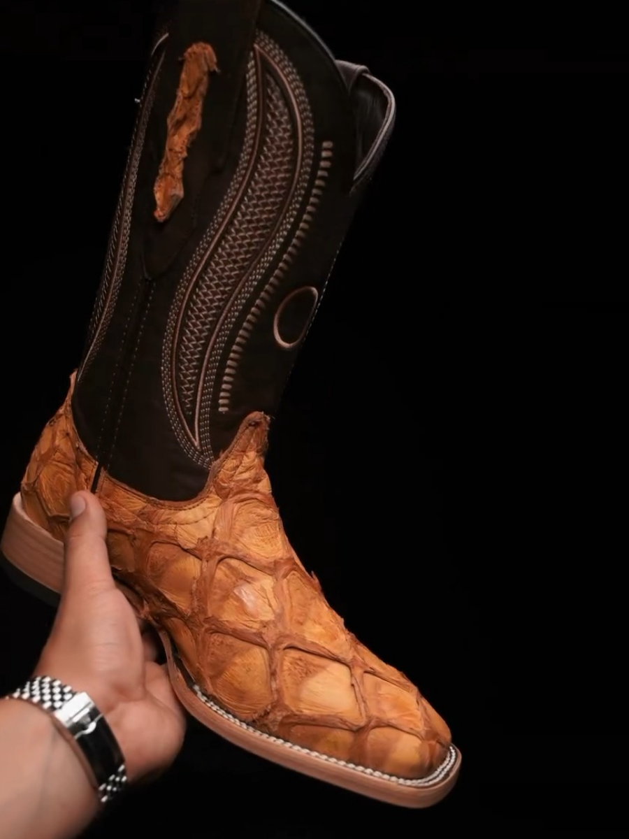 Embroidered Hem Plaid Men's Boots