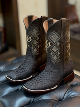 Embroidered Snakeskin Western Boots