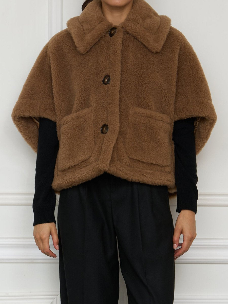 Single-breasted Teddy Cape Coat