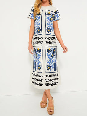 Round Neck Placement Print Maxi Dress