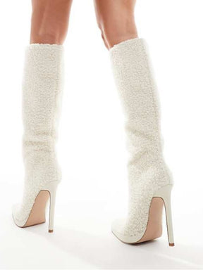 Fashionable Pointed Fur Boots