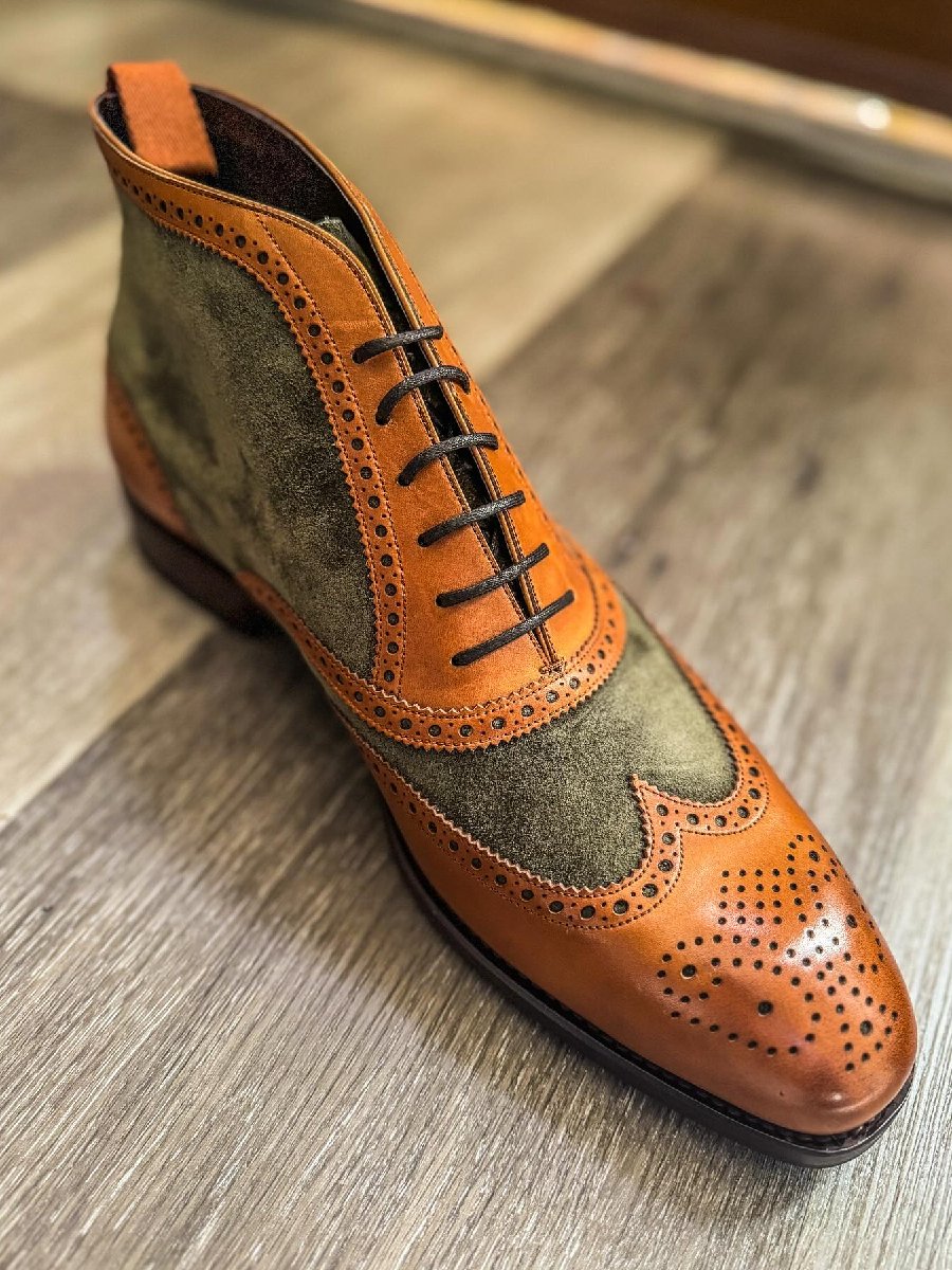 Brogue Carved Colorblocked All-match Business Formal Leather Shoes