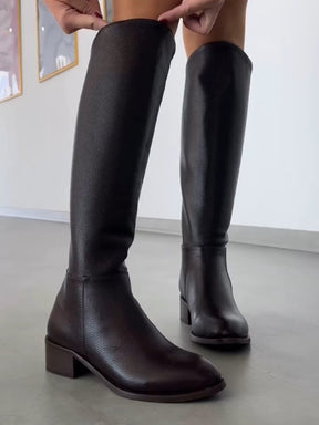 Simple and Versatile Slim Boots